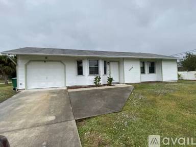 Main picture of 2250 SW Pamona St