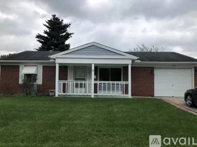 Main picture of 448 Banbury Dr