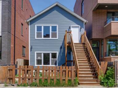 Main picture of 1472 W Ohio St