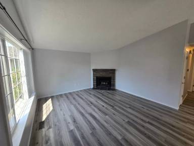Main picture of 2725 SE 44th Ct