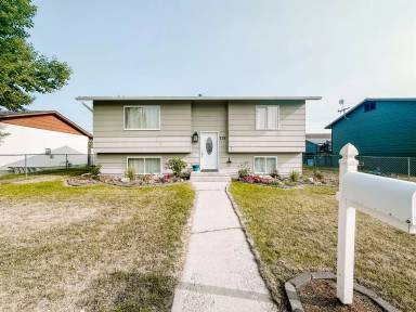 Main picture of 115 Cloudrest St