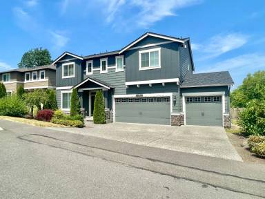 Main picture of 315 221st Pl SW