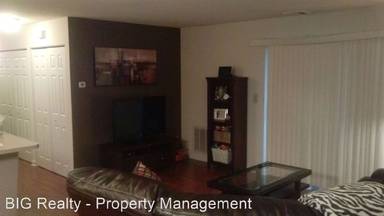 Main picture of 808 Horseshoe Dr