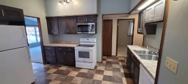 Main picture of 8602 Irvine Ave NW