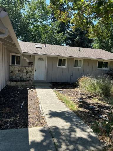 Main picture of 1416 Siskiyou Blvd