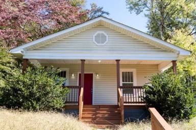 Main picture of 3314 Taylor St