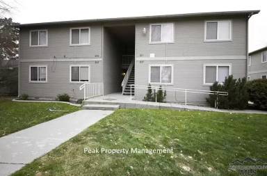 Main picture of 201 W 1st St