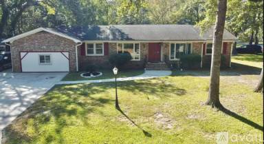 Main picture of 179 Middleton Dr