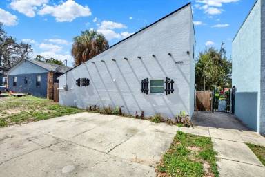 Main picture of 8606 N Semmes St