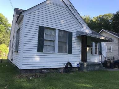 Main picture of 3045 Oxford Ave