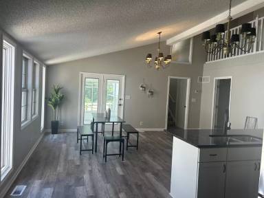 Main picture of 5543 Granada Ln