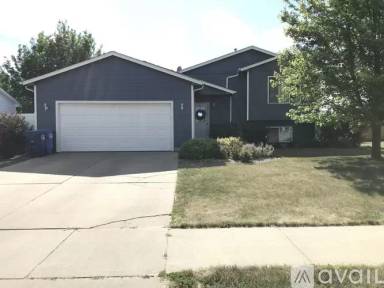 Main picture of 407 Arlene Ave