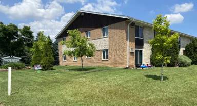 Main picture of 6450 W Norwich Ave