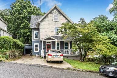 Main picture of 36 Rockwood Ave