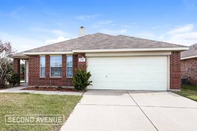 Main picture of 1101 Roping Reins Way