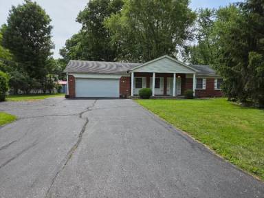 Main picture of 523 Chapel Hill West Dr