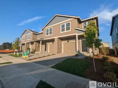 Main picture of 11549 NE 126th Pl