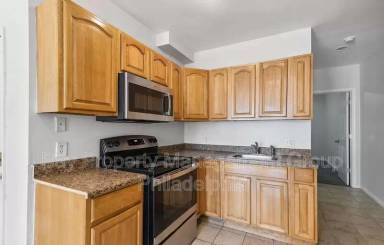 Main picture of 1617 W Montgomery Ave