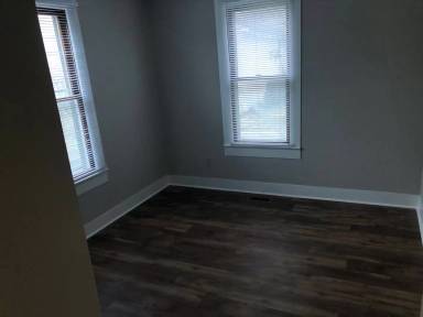 Main picture of 353 Topmiller Ave