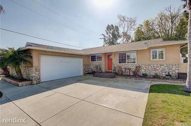 Main picture of 5042 Sparrow Dr