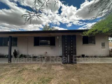 Main picture of 7814 E Heatherbrae Ave