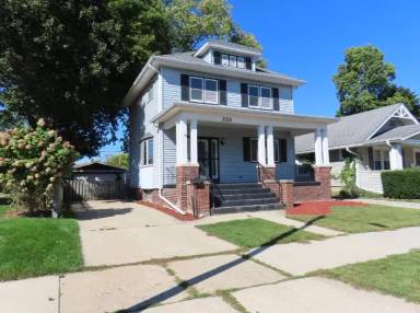 Main picture of 236 Wickham Blvd