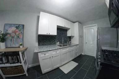 Main picture of 509 Moro St