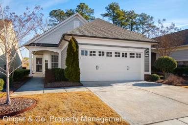 Main picture of 122 Currituck Ln