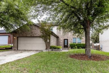 Main picture of 2208 Sunderidge