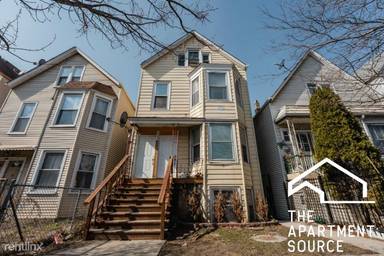 Main picture of 2926 N Ridgeway Ave