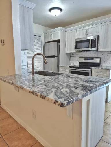 Main picture of 102 E Central Blvd
