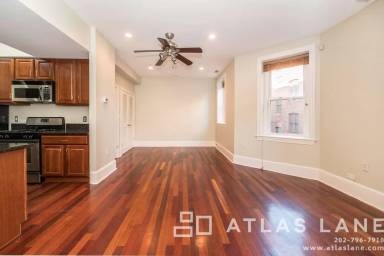 Main picture of 1324 Euclid St NW