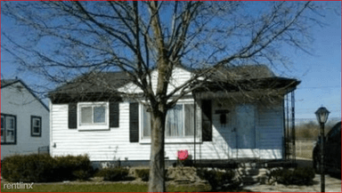 Main picture of 4780 Matthew St