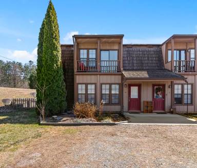 Main picture of 588 Ray Hill Rd