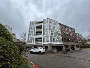 Main picture of 1730 S Harbor Way