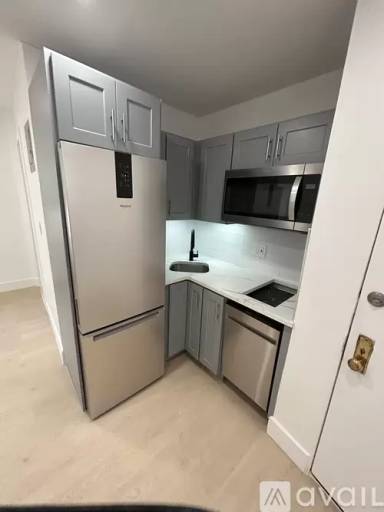 Main picture of 415 E 9th St