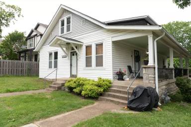 Main picture of 5002A Dakota Ave
