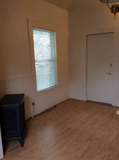 Main picture of 1570 Idlewild Dr