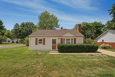 Main picture of 1205 S Cottage Grove Ave