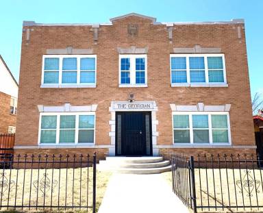 Main picture of 2218 S Taylor St