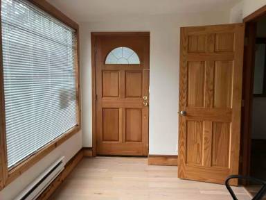 Main picture of 30 W Etruria St