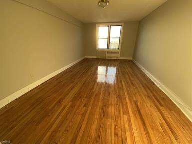 Main picture of 8850 179th St