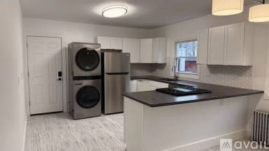 Main picture of 519 Park Ave