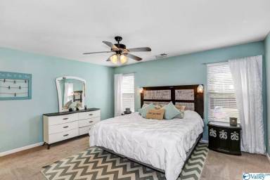 Main picture of 102 Fire Fly Ln