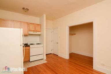 Main picture of 2715-35 N Milwaukee Ave Apartments