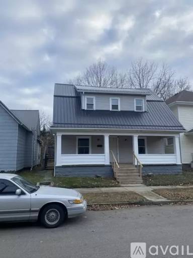 Main picture of 731 Cottage Ave
