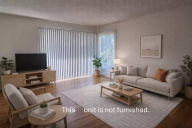 Main picture of 624 Sunset Blvd