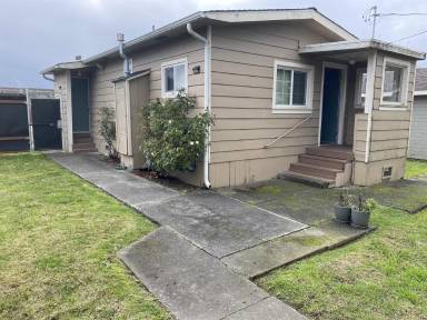 Main picture of 2108 S 3rd St