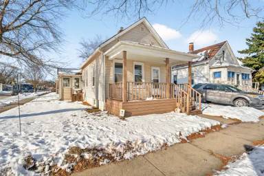 Main picture of 4324 8th Ave