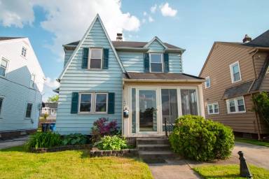 Main picture of 2842 111th St